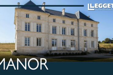 Gorgeous 17th-century, fully restored, manor house with outbuildings set in Charente - Ref. A08201