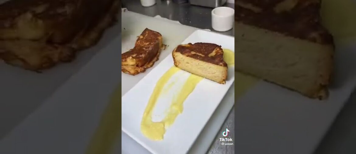 THICK BUTTERY BRIOCHE FRENCH TOAST