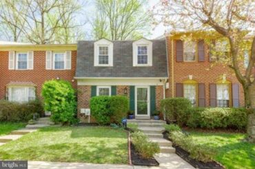 9946 Derbyshire Lane Bethesda, MD 20817 - Luxury home for sale