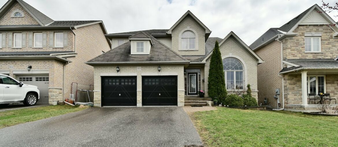 900 Barbados Street, Oshawa – Open House Video Tour 900 Barbados Street, Oshawa - Open House Video Tour