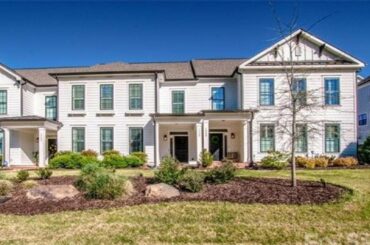 198 Singleton Road, Mooresville, NC Presented by Nikki Robinson.