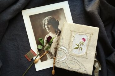 “Roses and linen” junk journal flip-through: Part 2/2 (FOR SALE)