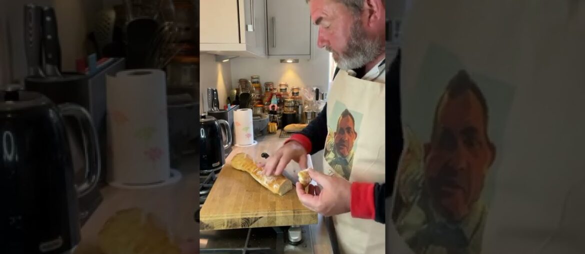 Traditional French Baguette Short