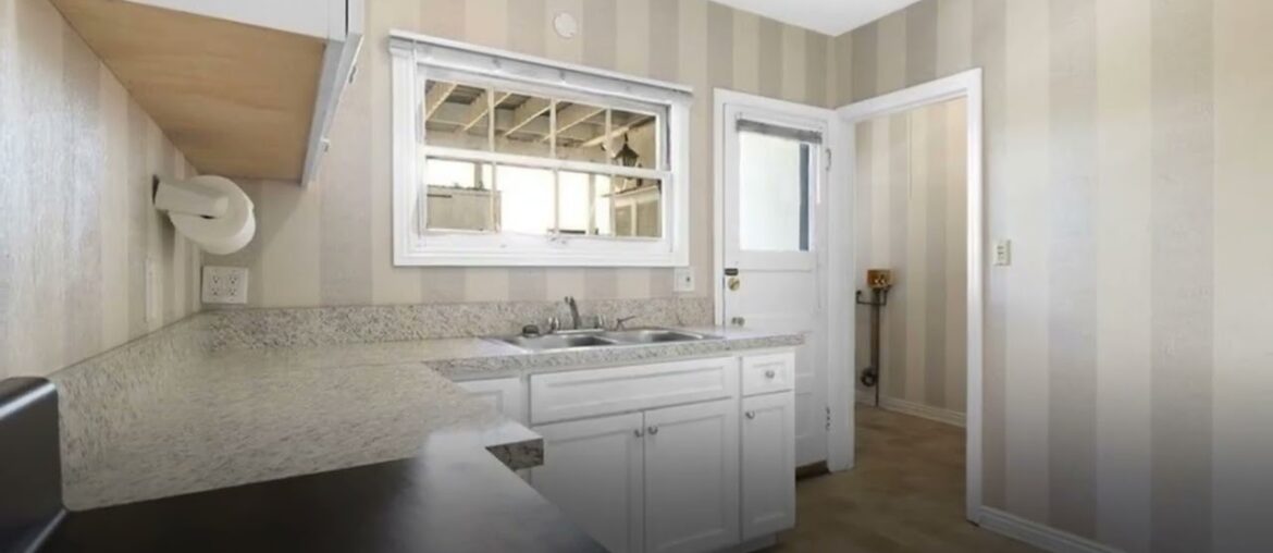 856 North Sweetzer Avenue