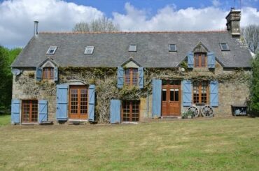 @suzanneinfrance - SIF - 001450 - Characterful detached house set in 1 acre garden with outbuildings