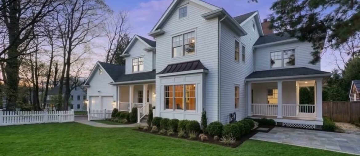 279 Rye Beach Avenue