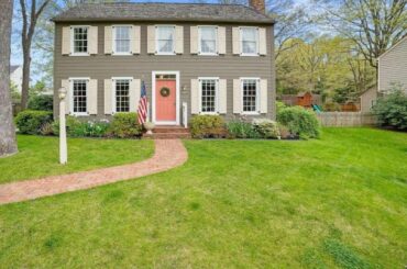 15473 GOLF CLUB DRIVE, DUMFRIES, VA Presented by Bobby Mann.