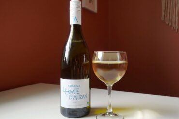 Wine At The Pharm: Chateau l'Ermite d'Auzan Blanc Wine Tasting & Review