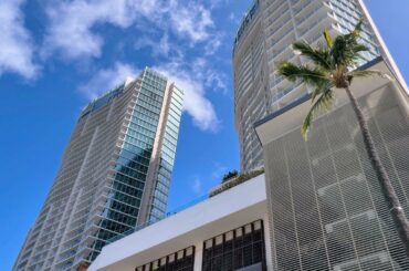 Ritz Carlton Waikiki | Amazing Luxury in Hawaii, Room & Property Review