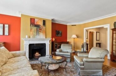 439 West Aldine Avenue, Unit 24