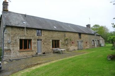 @suzanneinfrance  - SIF - 001540 - Lovely detached stone house with 1.25 acres and attached cottage