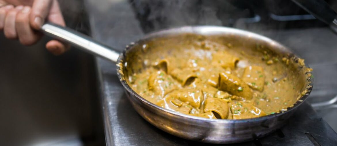 Snail Pasta in Venice – Gourmet Food in Italy Snail Pasta in Venice - Gourmet Food in Italy