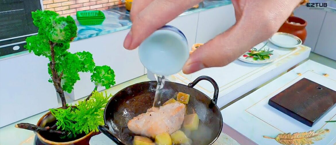 Tasty Miniature Oven Roasted Chicken Breast French Fries Recipe / Miniature French Fries Recipe