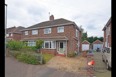 A wonderful family home with stunning garden set close to the local high school and hospital