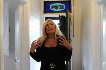 STUNNING CHARACTER HOME AND STUDIO WITH PERFECTION - 105 Williwa St, Portland