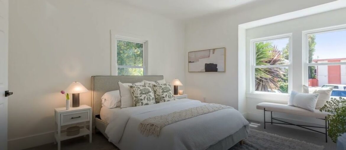 854 43rd Street 854 43rd Street