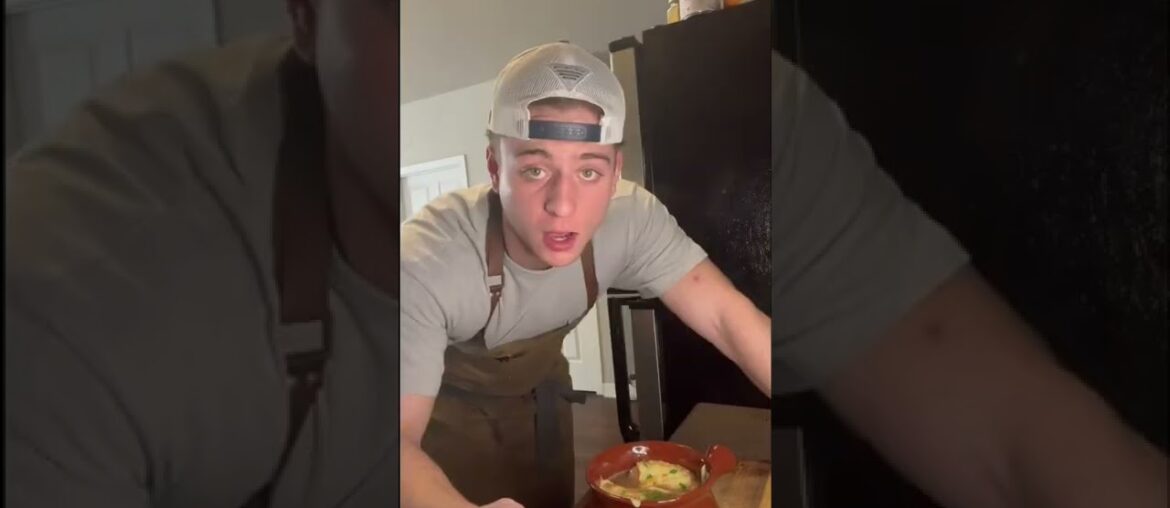 Easy French Onion Soup from @unclericoskitchen Easy French Onion Soup from @unclericoskitchen