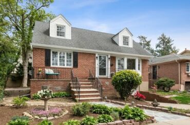 251-42 Van Zandt Ave, Little Neck, NY 11362