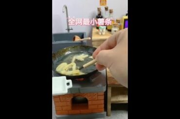 Mini Kitchen Minimal Homemade French Fries ##minikitchen #minifoodplay #foodtutorial #food #Shorts