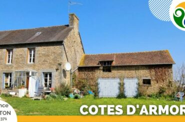FRENCH HOMES FOR SALE - 3-Bedroom Semi-detached stone house with barn in Brittany