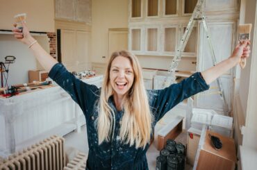Chateau Kitchen RENO  - Painting TIMELAPSES (so satisfying!)