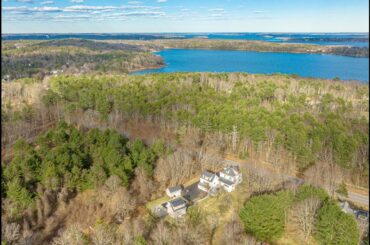 186 Foreside Road, Cumberland Foreside