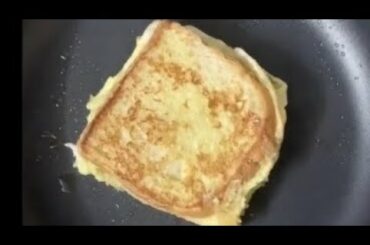 Quick Breakfast Recipe | Breakfast recipes | French toast recipe | French Toast | momoholic