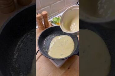 French toast stuffed with cheese and covered with vermicelli #Subscribe#Explore#Recipes#Delicious