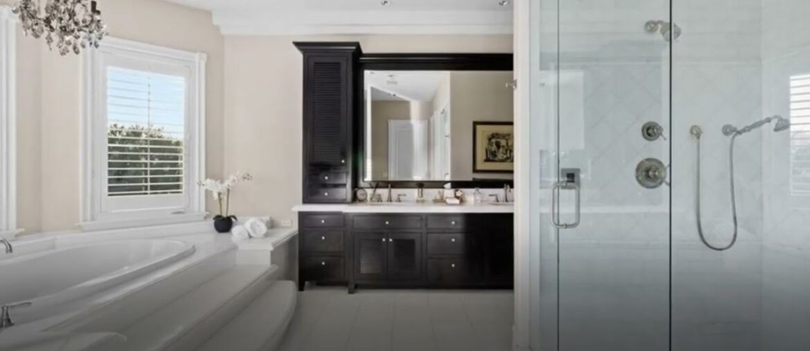 2151 Ravensfield Lane, Los Angeles, CA 90077