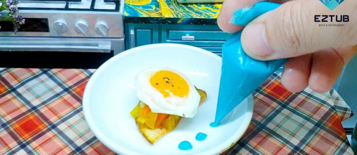 How To Cook Miniature European Style Poached Egg Served With French Fries / Miniature French Fries How To Cook Miniature European Style Poached Egg Served With French Fries / Miniature French Fries