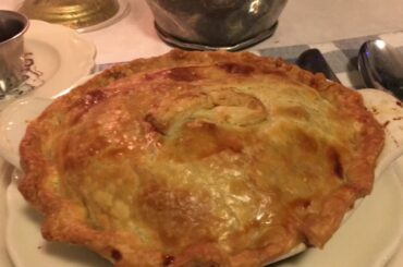 Dining in Colonial Williamsburg