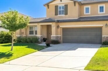 37124 Pergola Terrace, Palmdale, CA Presented by Kris Herron.