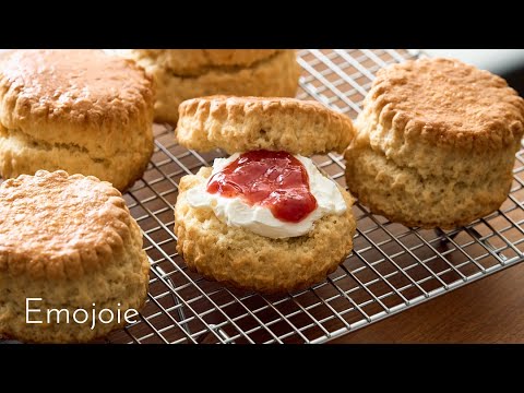 Scones with Homemade Clotted Cream and Strawberry Jam Recipe Scones with Homemade Clotted Cream and Strawberry Jam Recipe