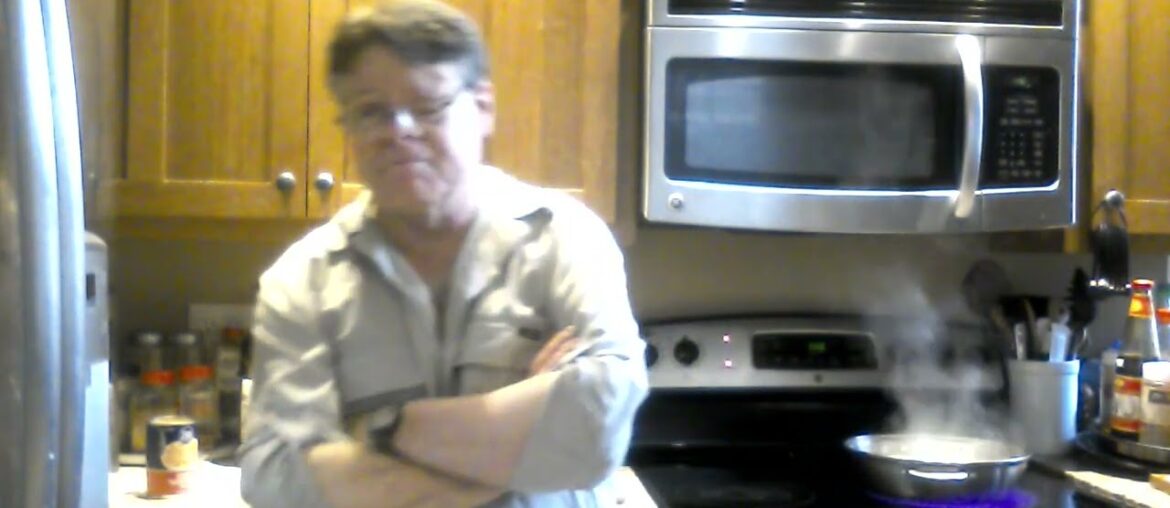 Dinner Of Nothing 2 - Ghosts In The Kitchen (Simple Bean Soup Tuscan v. French Technique)