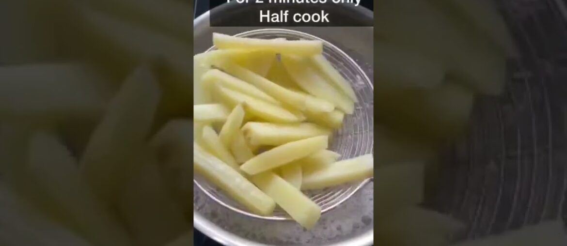 French fries recipe | Homemade French fries | Crispy tasty potato chips #frenchfries #shorts