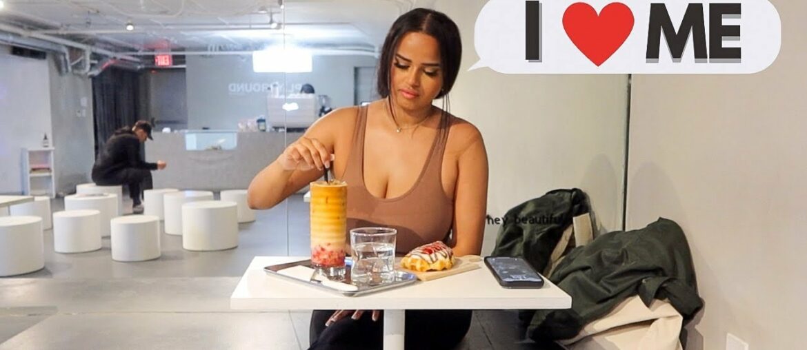 I took myself on a date in Toronto | Nails, Museum, Dining alone, Shopping! I took myself on a date in Toronto | Nails, Museum, Dining alone, Shopping!