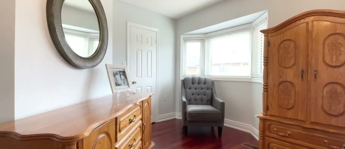 9 Saddletree Trail, Brampton, ON Branded 9 Saddletree Trail, Brampton, ON Branded