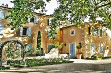 Baumaniere Les Baux de Provence France