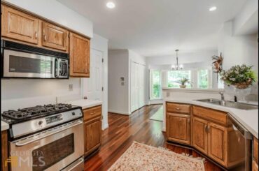 Video tour of Residential at 1353 Sheffield Glen Way NE, Atlanta, GA 30329