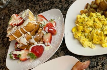 Strawberries & Cream French Toast  | Brunch Recipes