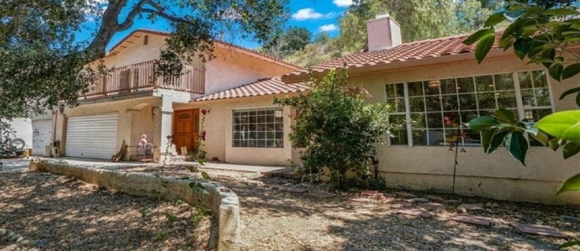 24562 Desert Avenue, Newhall, CA Presented by Joyce Blackburn. 24562 Desert Avenue, Newhall, CA Presented by Joyce Blackburn.