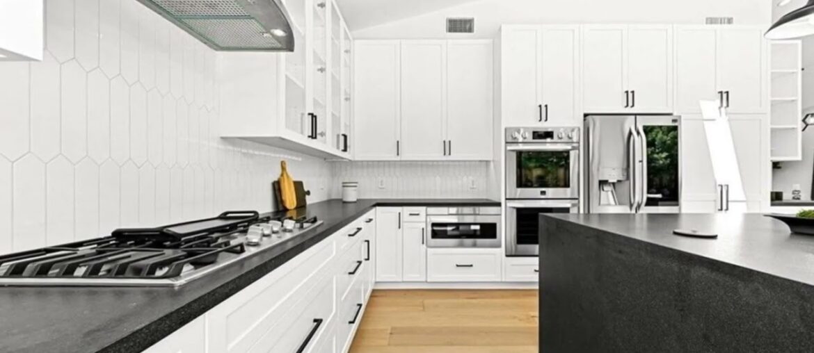 3716 Loadstone Drive, Sherman Oaks, CA 91403