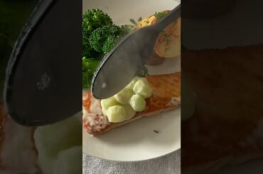 Pan Sauces that Pop! Plating salmon in a creamy white wine sauce with peeled grapes
