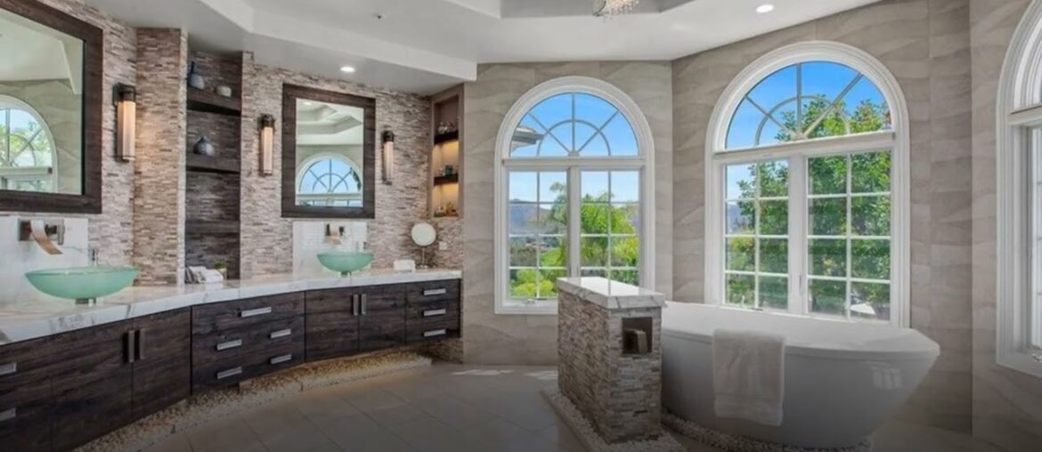 15835 El Camino Entrada, Poway, CA 92064 15835 El Camino Entrada, Poway, CA 92064