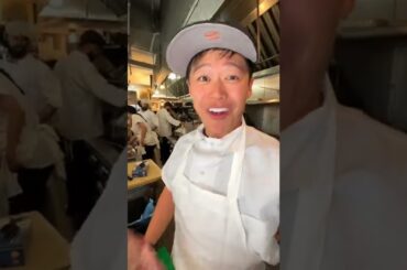 Professional chef throws down top 3 sandwich I ever had in my LIFE!!