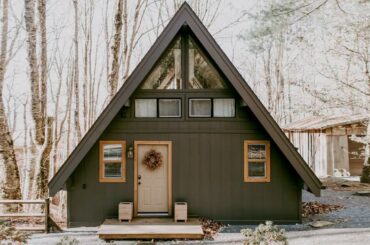 THE MOST BEAUTIFUL STORYBOOK A-FRAME CABIN IN THE WOODS