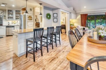 22732 Boxwood Ln, Santa Clarita, CA