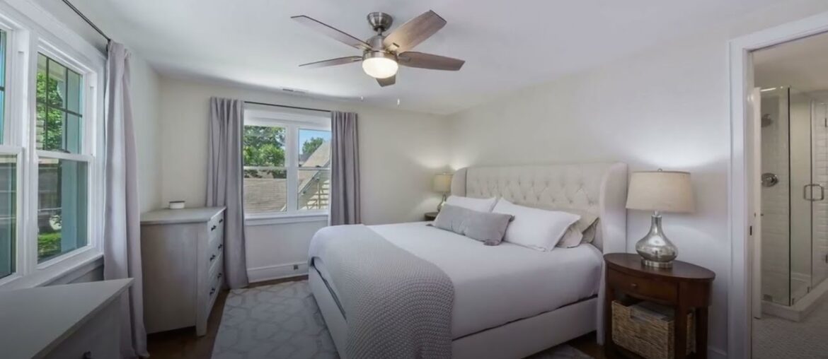 607 East Evergreen Street, Wheaton, IL 60187 607 East Evergreen Street, Wheaton, IL 60187