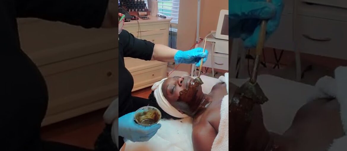 FRENCH RED WINE SKIN LIGHTENING FACE MASK TREATMENT