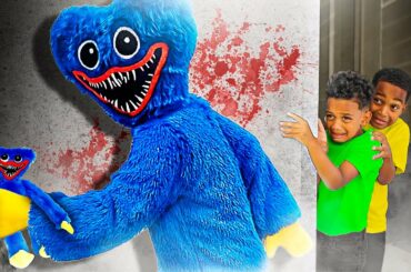 POPPY PLAYTIME HUGGY WUGGY COMES TO OUR HOUSE IN REAL LIFE | Ep.1 | The Prince Family Clubhouse